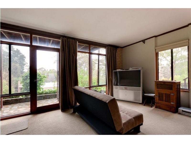 17 Mabel Street, Stirling SA 5152