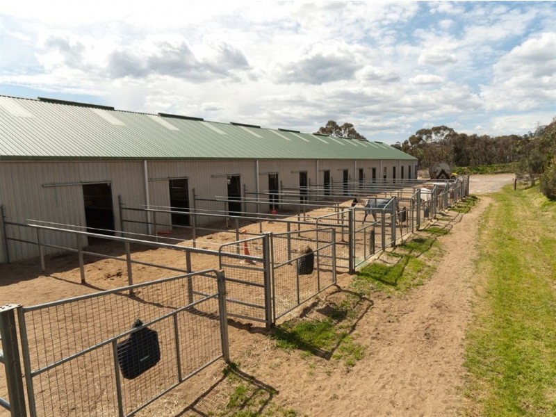 433 Bains Road, Onkaparinga Hills SA 5163