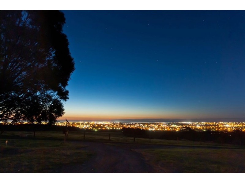 433 Bains Road, Onkaparinga Hills SA 5163