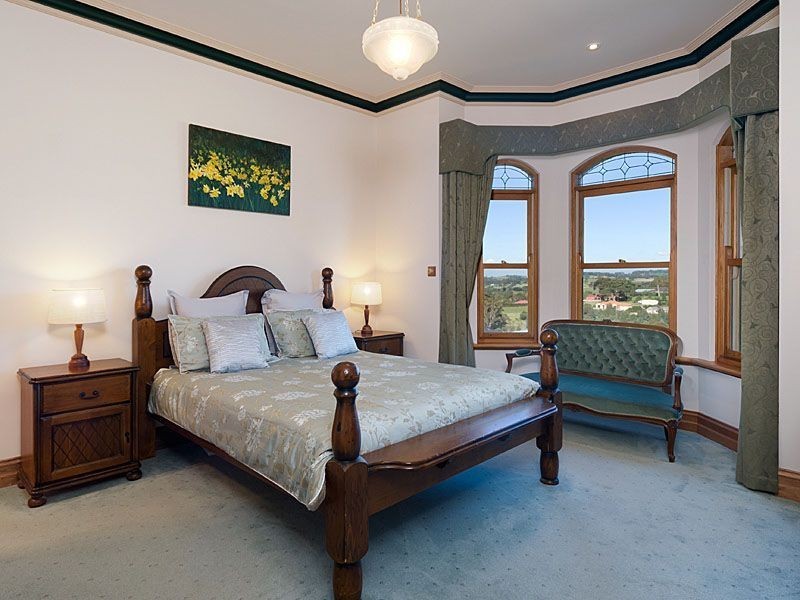 2 Schaefer Court, Mount Barker SA 5251