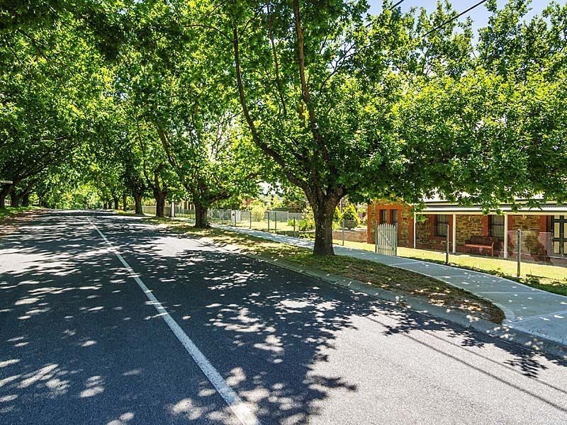 15 Windsor Avenue, Hahndorf SA 5245