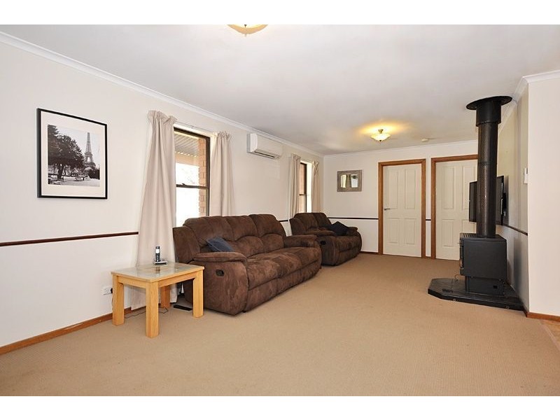15 Windsor Avenue, Hahndorf SA 5245