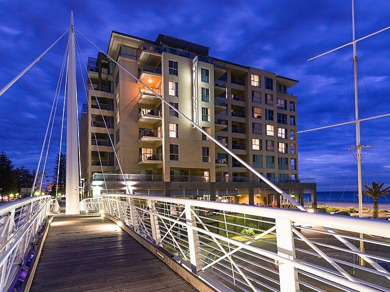 607/16 Holdfast Promenade, Glenelg SA 5045