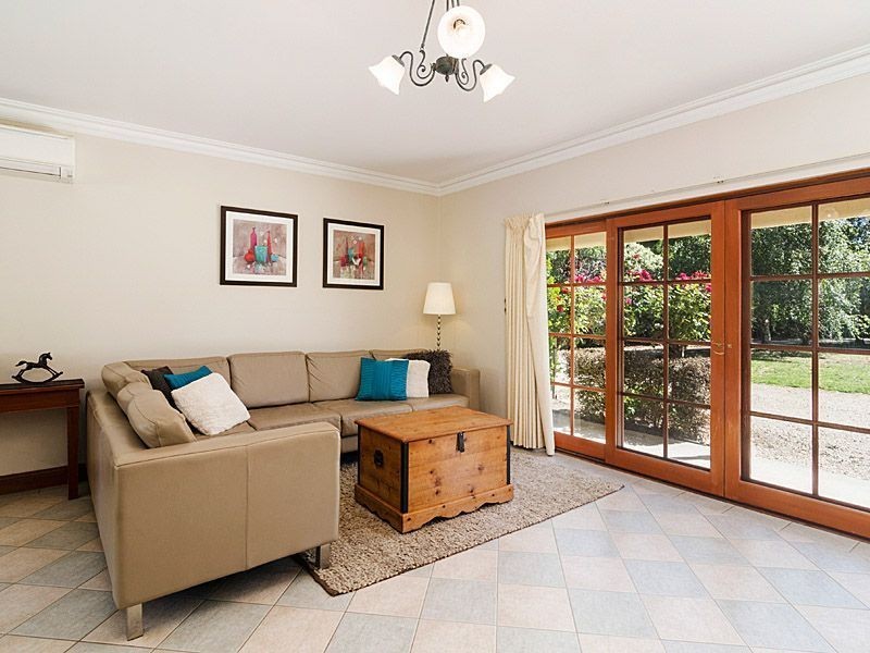 74 Longwood Road, Heathfield SA 5153