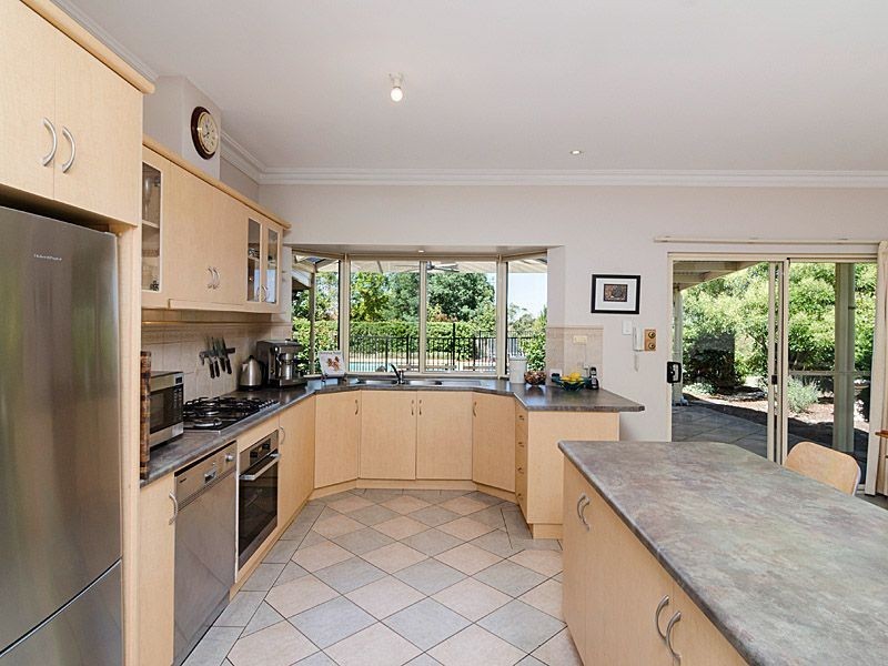 74 Longwood Road, Heathfield SA 5153