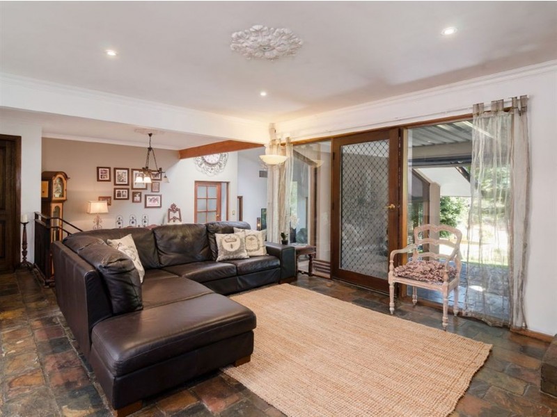 26 Cummins Drive, Summertown SA 5141