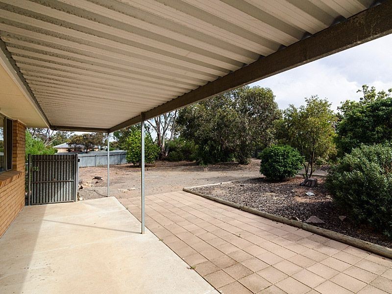 18 Parish Crescent, Murray Bridge SA 5253