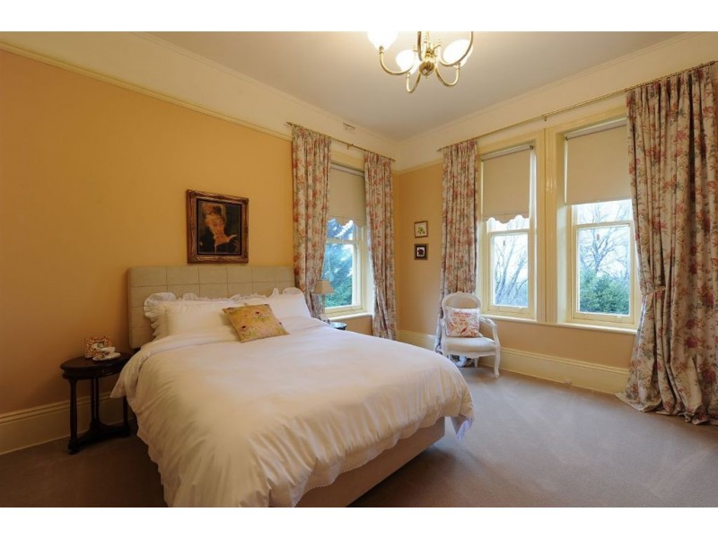 21 Waverley Ridge Road, Crafers West SA 5152