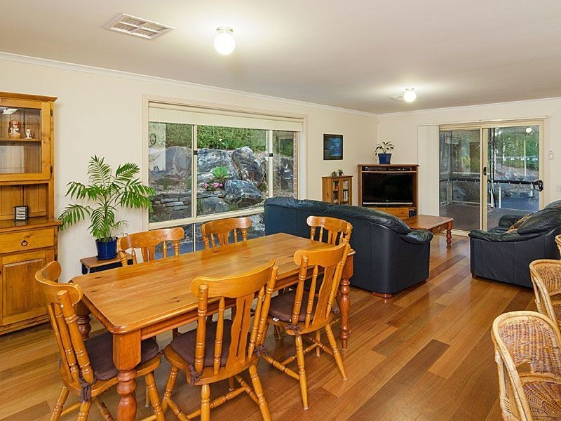 60 Pomona Road, Stirling SA 5152