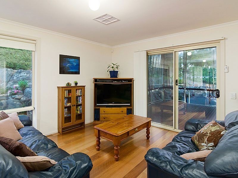 60 Pomona Road, Stirling SA 5152