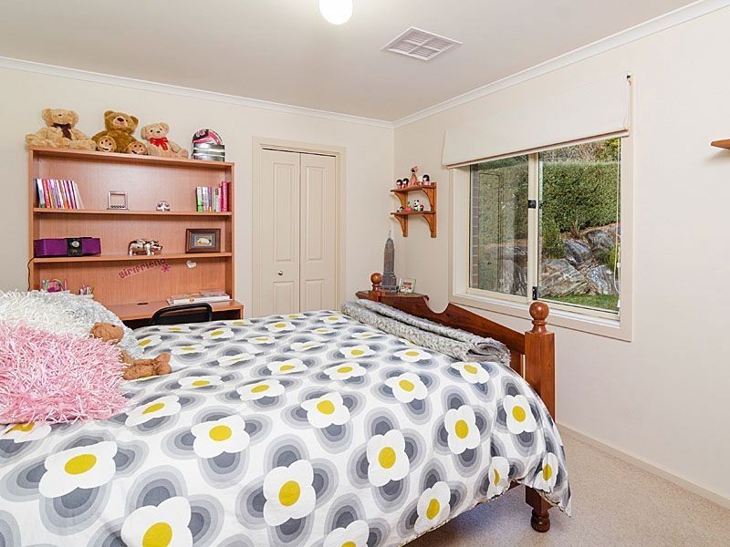 60 Pomona Road, Stirling SA 5152