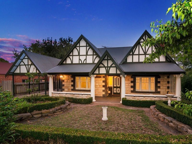 11 Albert Road, Mount Barker SA 5251