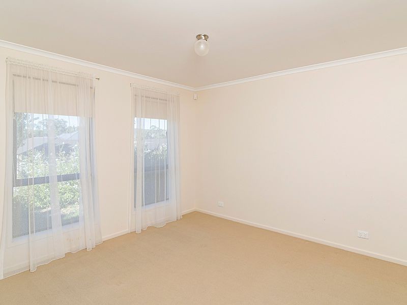 13 Melville Street, Mount Barker SA 5251