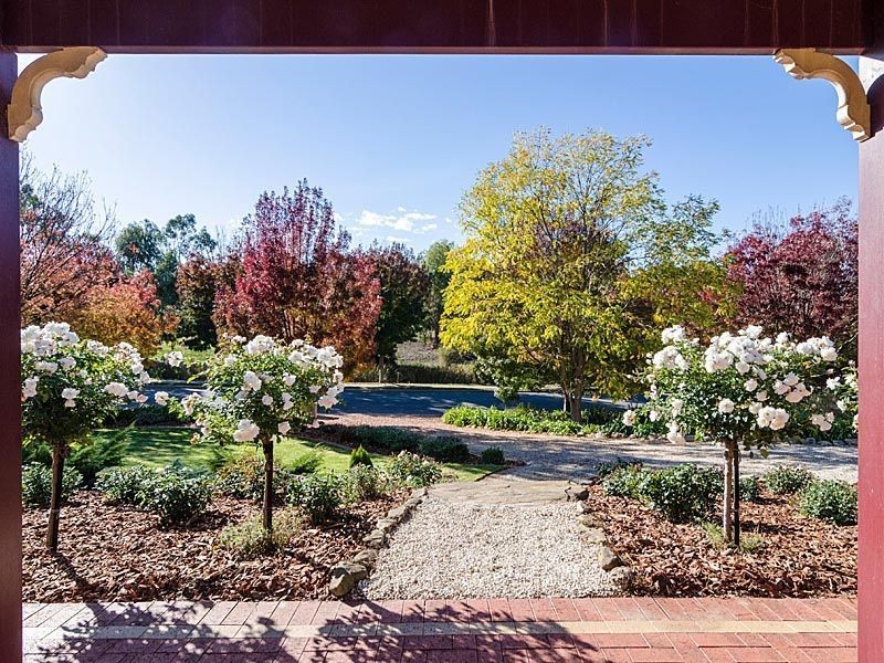 23 Waterford Avenue, Mount Barker SA 5251