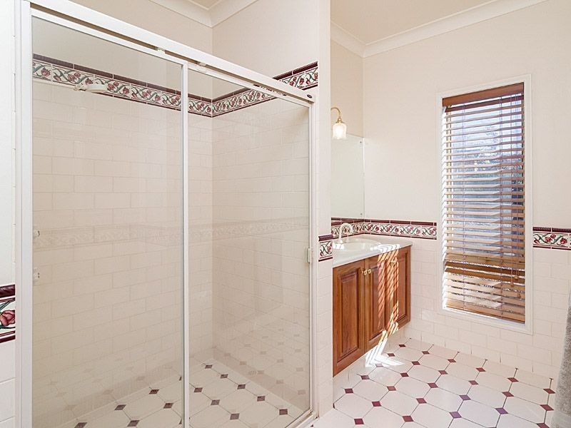 23 Waterford Avenue, Mount Barker SA 5251