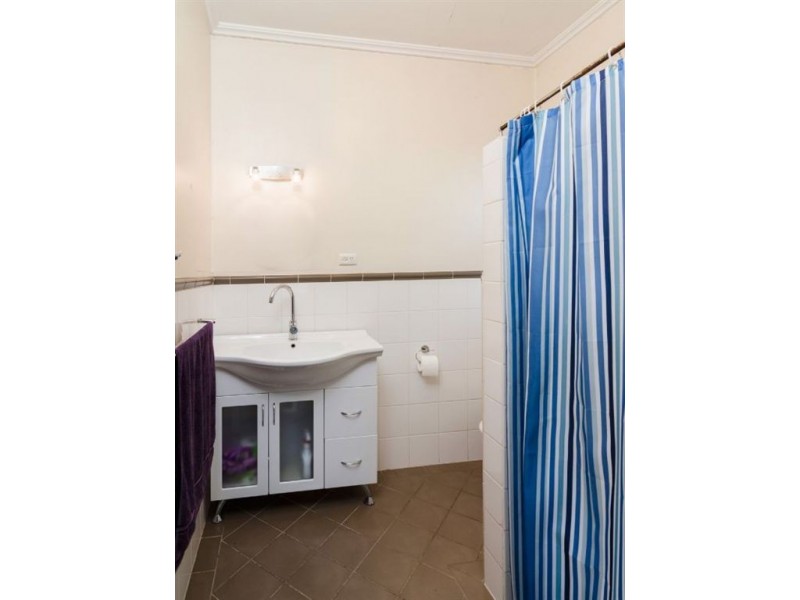 11A & 11B Verdun Road, Murray Bridge SA 5253