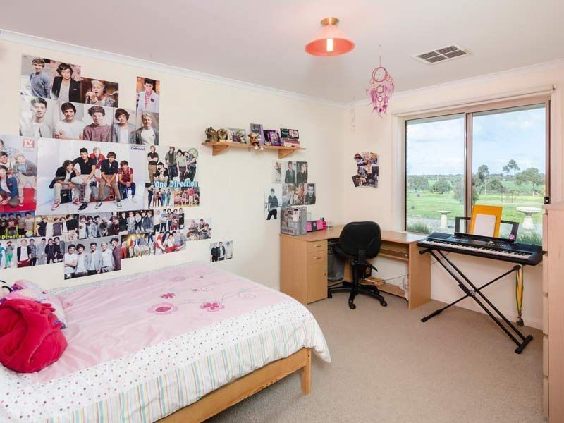 63 Trainers Way, Strathalbyn SA 5255