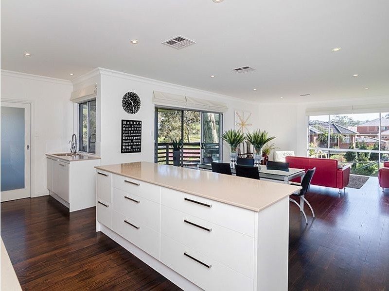 7 Fairfield Road, Mount Barker SA 5251