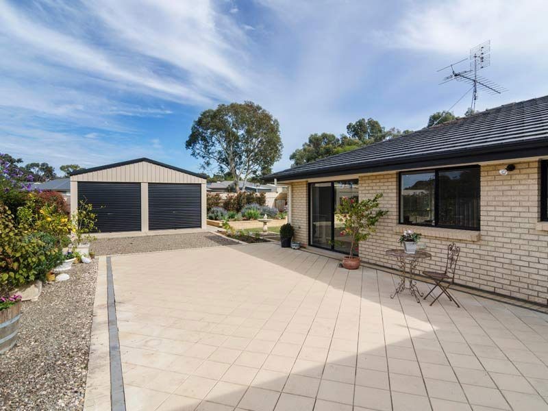 12 Bateman Street, Strathalbyn SA 5255