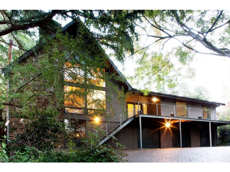 21 Sturt Valley Road, Stirling SA 5152