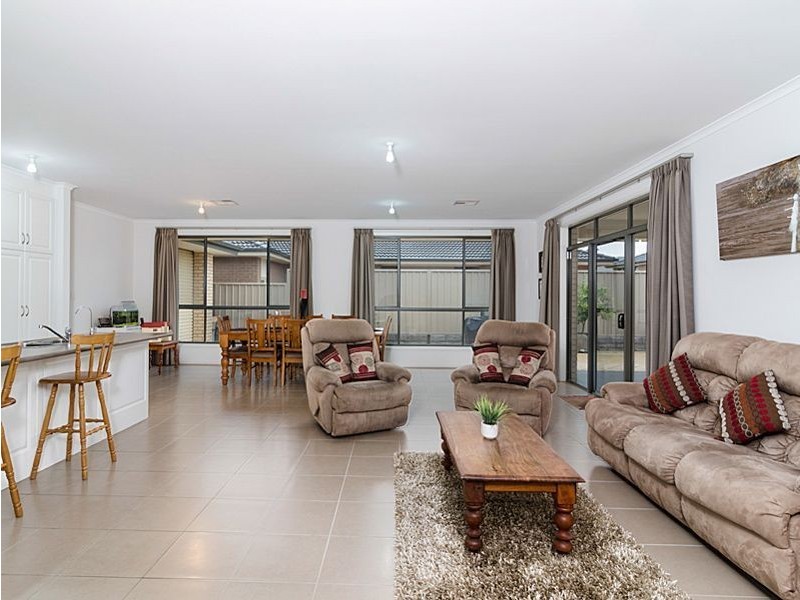 40 Douglas Drive, Mount Barker SA 5251