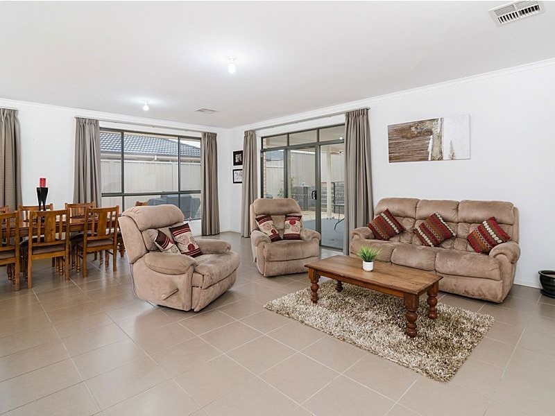 40 Douglas Drive, Mount Barker SA 5251