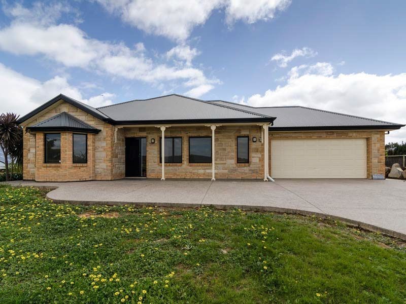 114 Burnbank Way, Mount Barker SA 5251