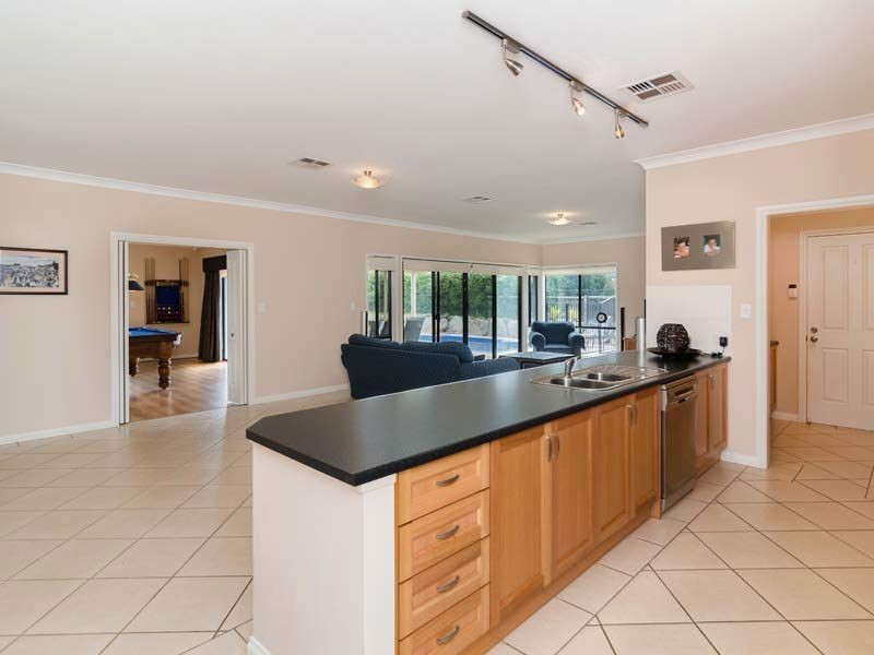 114 Burnbank Way, Mount Barker SA 5251