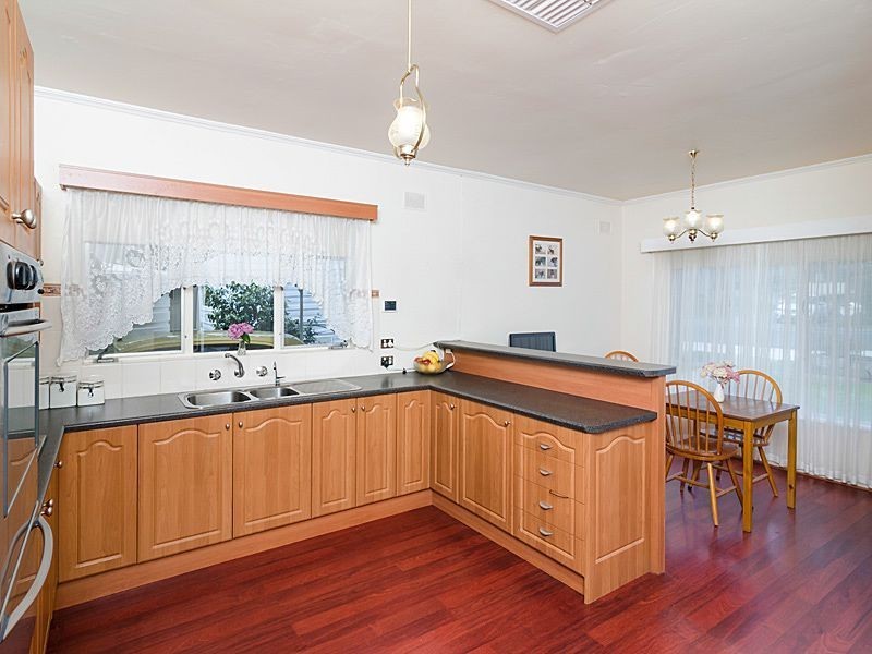 17 Auricht Road, Hahndorf SA 5245