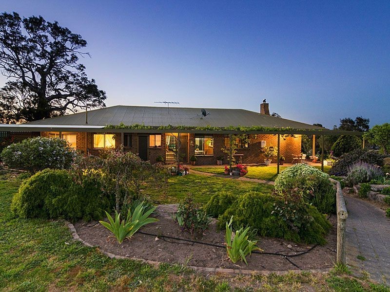 93 McLean Road, Birdwood SA 5234