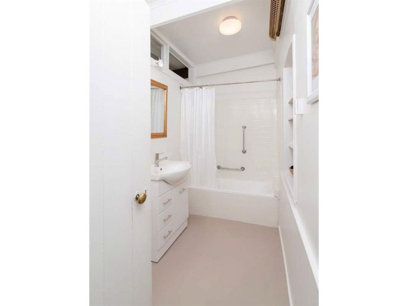 23 Hampden Road, Mount Barker SA 5251