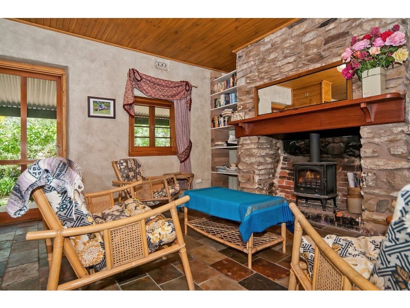 11 Peake Road, Birdwood SA 5234