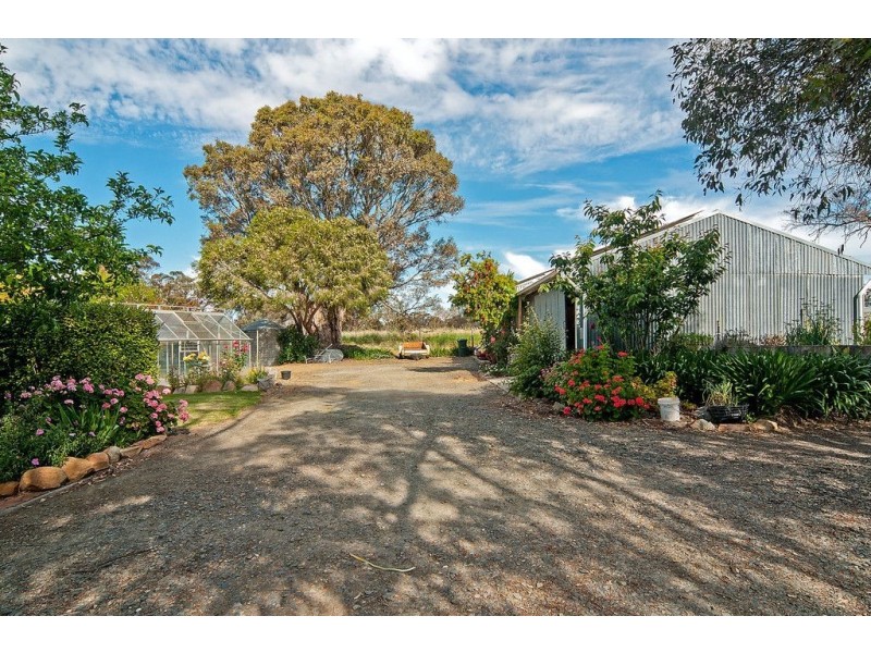 11 Peake Road, Birdwood SA 5234