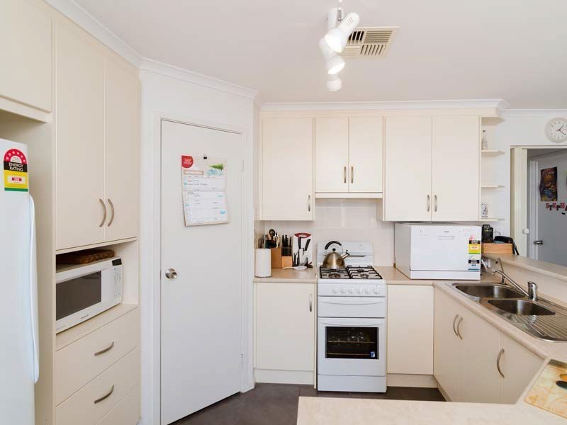 33 Hurling Drive, Mount Barker SA 5251