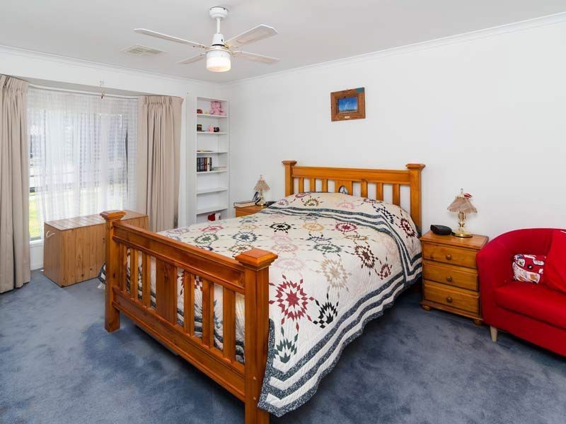 33 Hurling Drive, Mount Barker SA 5251