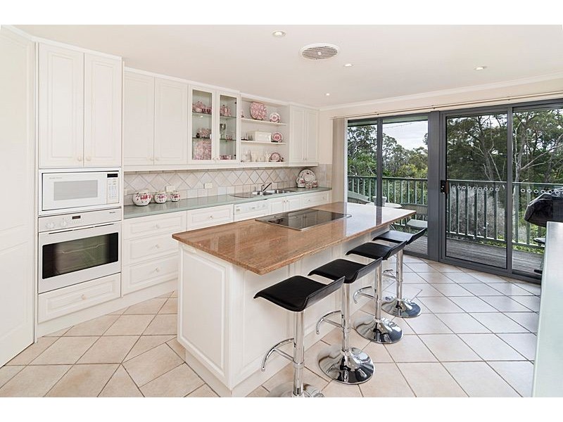 4 Heather Road, Stirling SA 5152