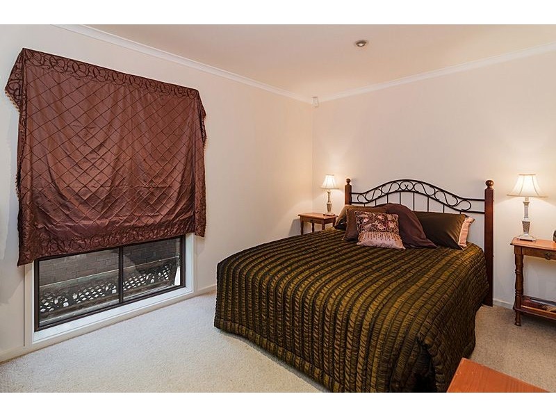 4 Heather Road, Stirling SA 5152