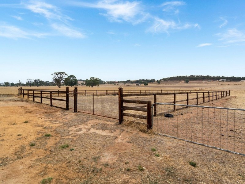 80 Burns Extension Road, Mount Pleasant SA 5235