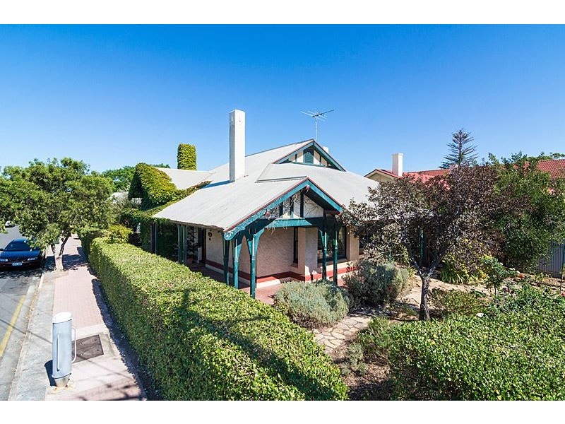 34 The Crescent, Brighton SA 5048