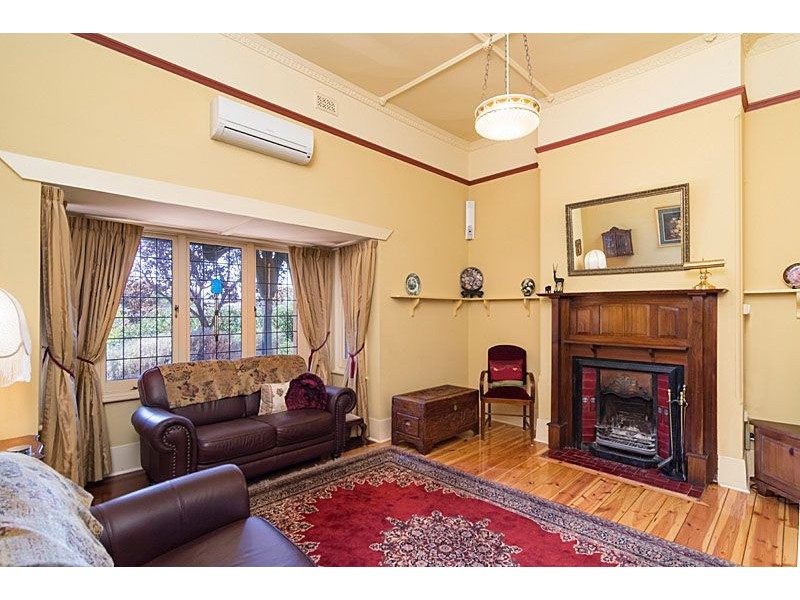 34 The Crescent, Brighton SA 5048