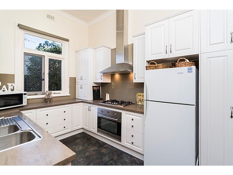 34 The Crescent, Brighton SA 5048