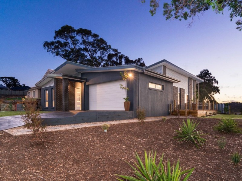 4 Silhouette Street, Mount Barker SA 5251