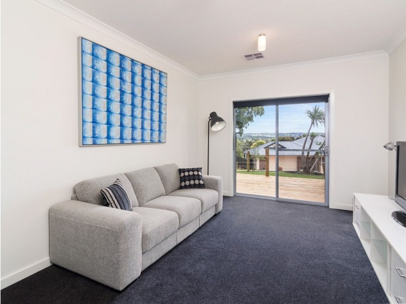 4 Silhouette Street, Mount Barker SA 5251