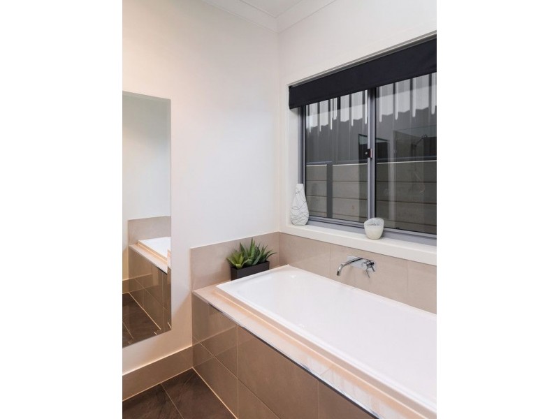 4 Silhouette Street, Mount Barker SA 5251
