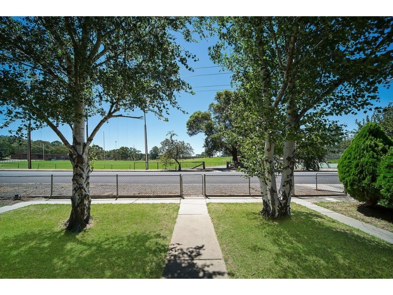 9 Oval Road, Mount Torrens SA 5244