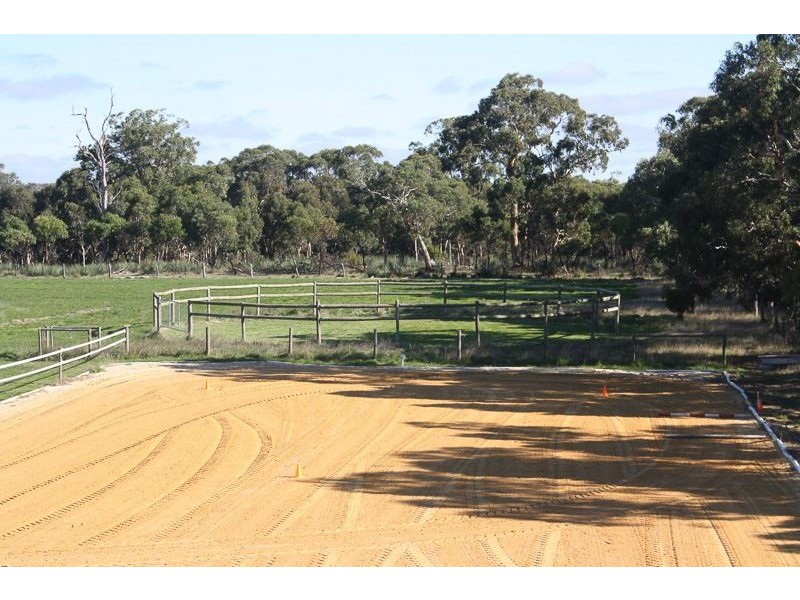 92 Harper Road, Meadows SA 5201