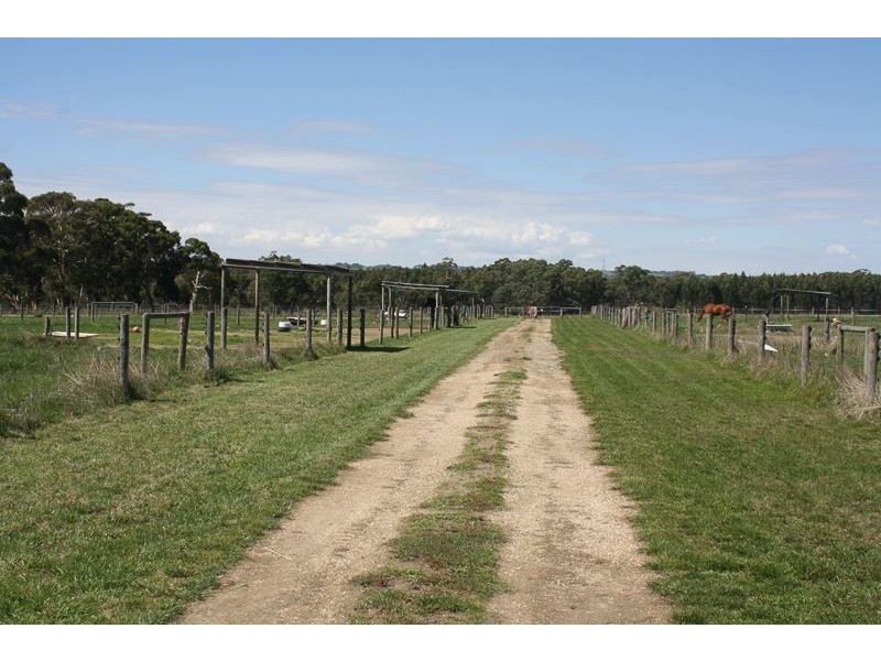 92 Harper Road, Meadows SA 5201