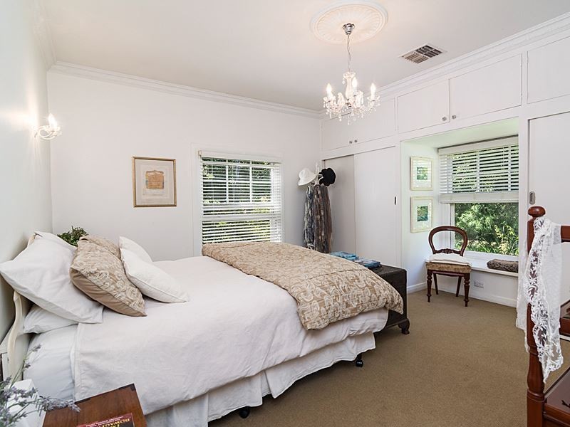 10 Glenside Road, Crafers SA 5152