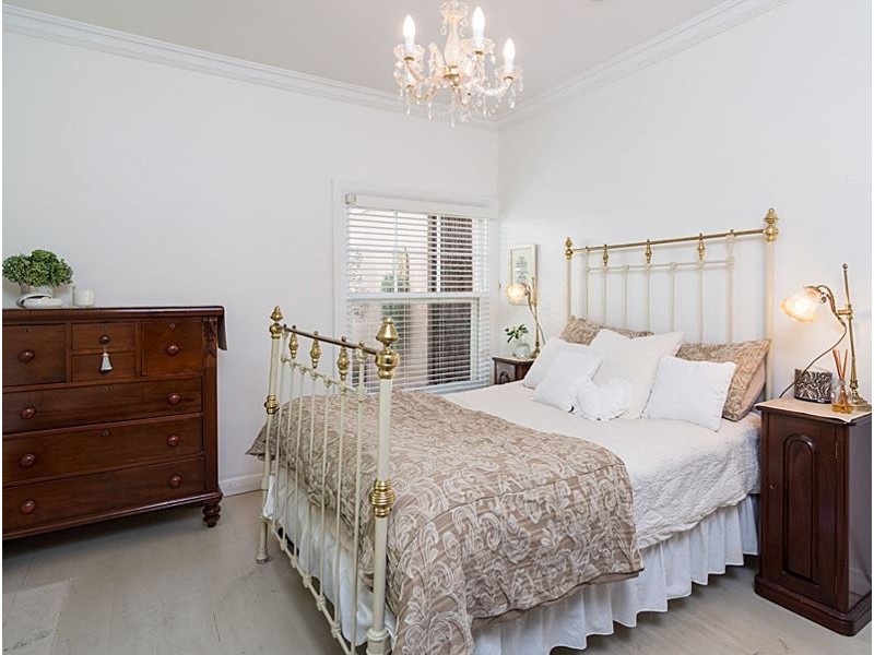 10 Glenside Road, Crafers SA 5152