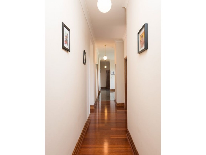 2 Schaefer Court, Mount Barker SA 5251